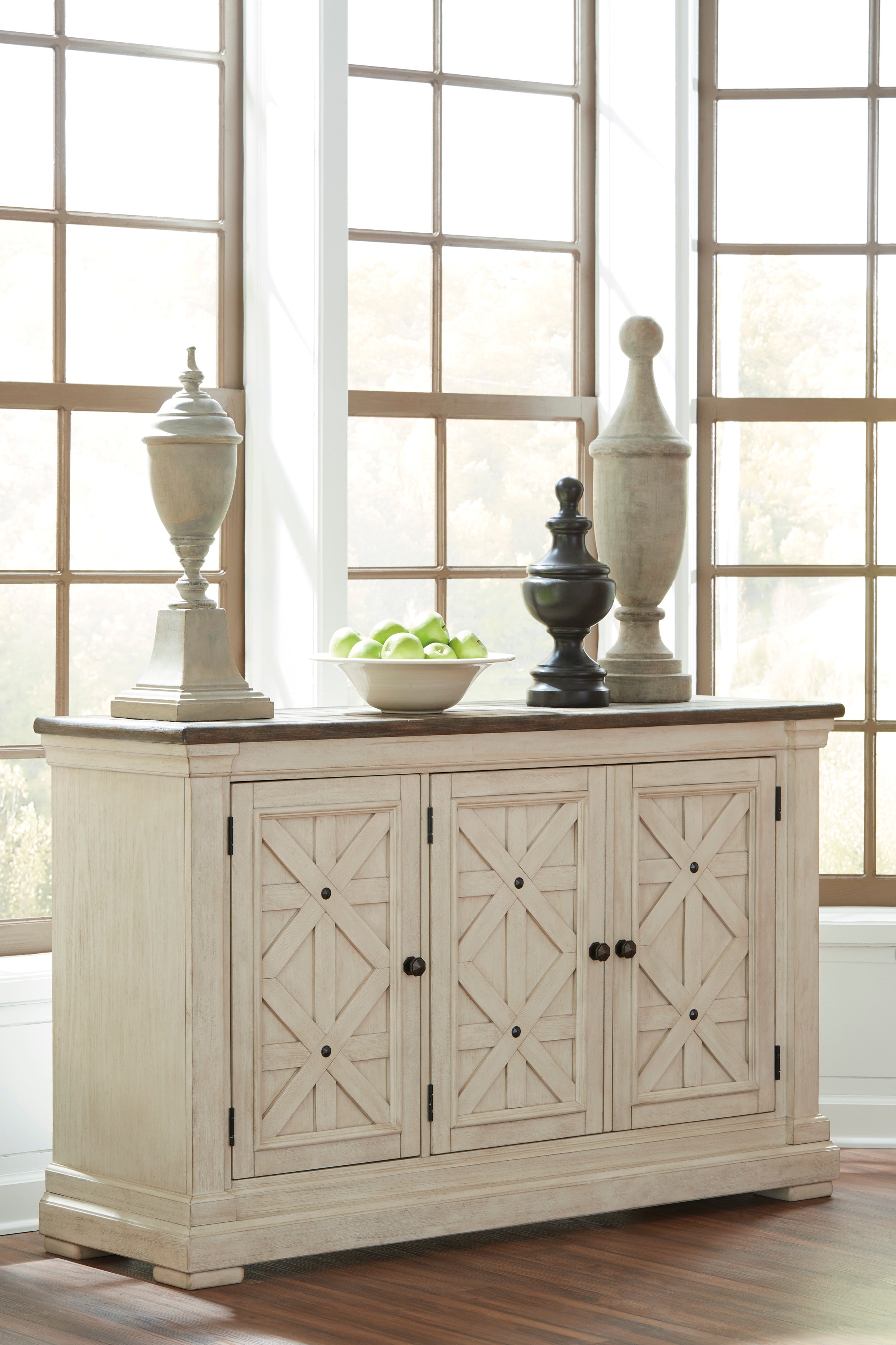 Bogdan Antique Dining Room Collection